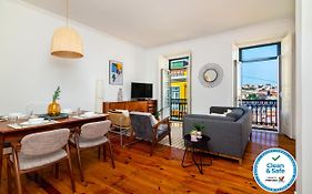 Whome | Mouraria Deluxe Apartment